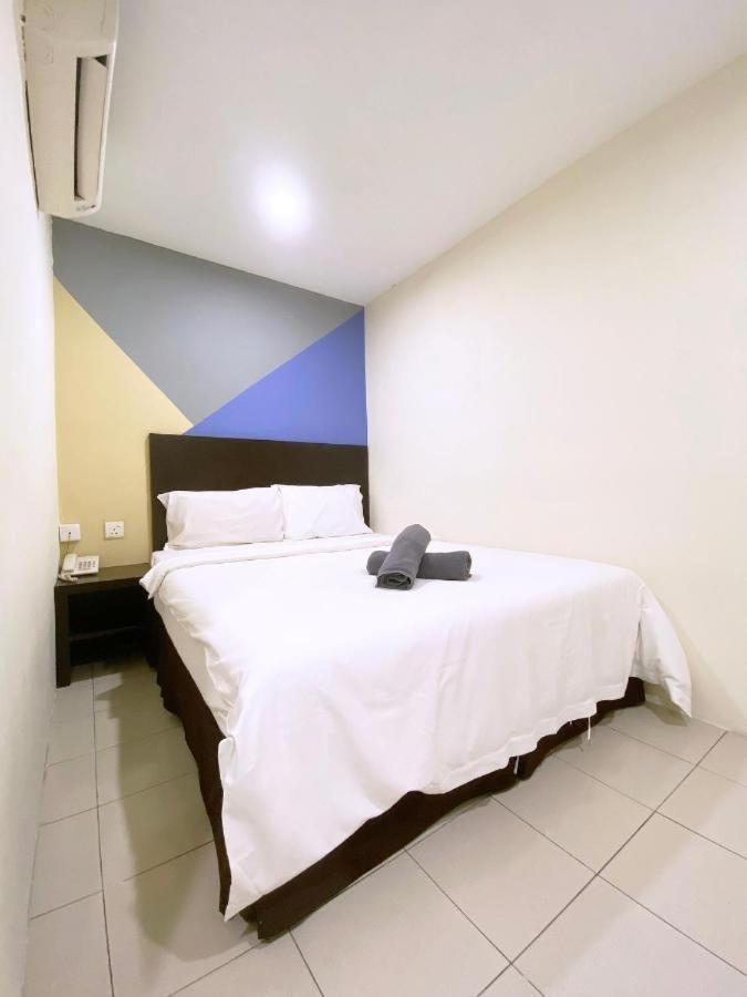 Your Hotel Klang Exterior foto
