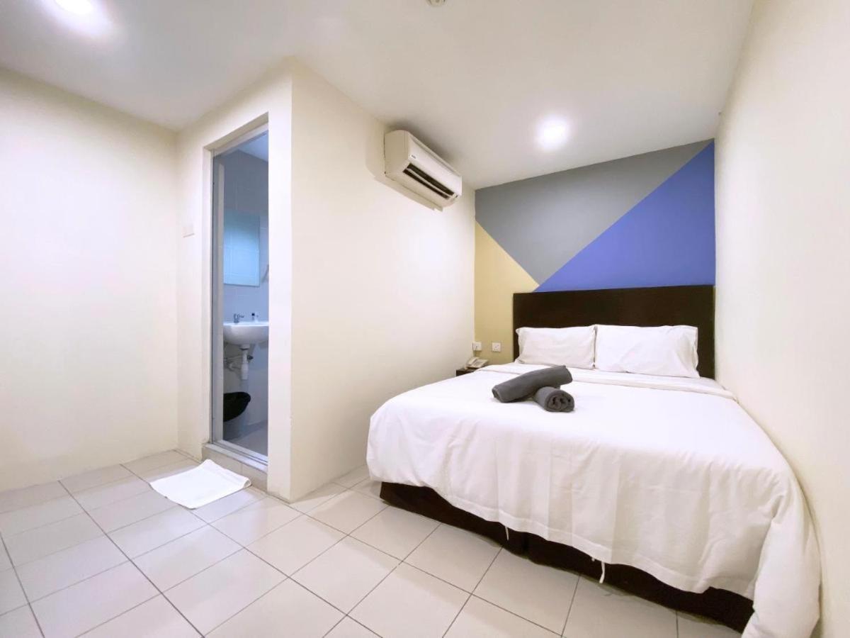 Your Hotel Klang Exterior foto