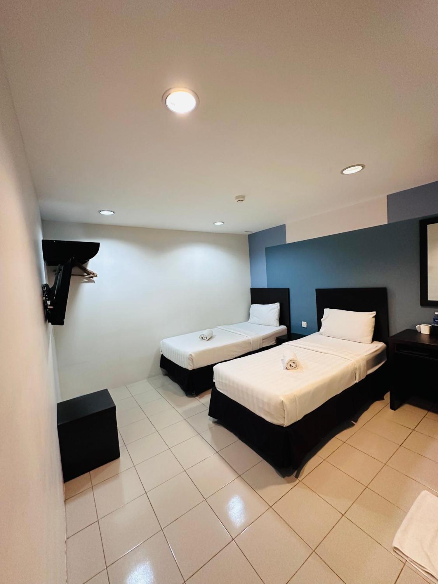 Your Hotel Klang Exterior foto