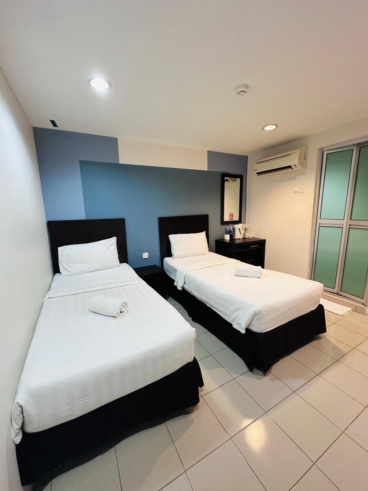 Your Hotel Klang Exterior foto