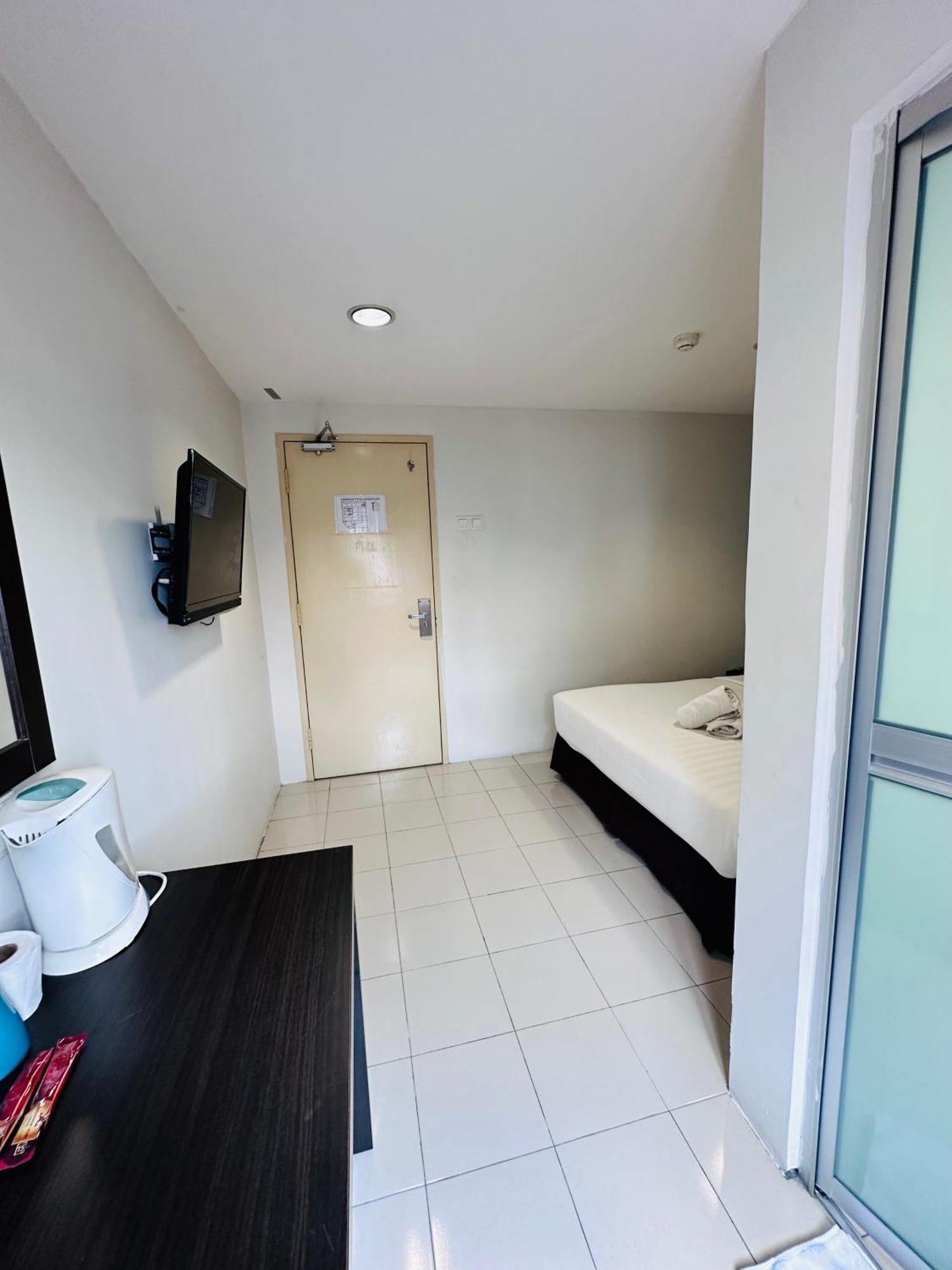 Your Hotel Klang Exterior foto