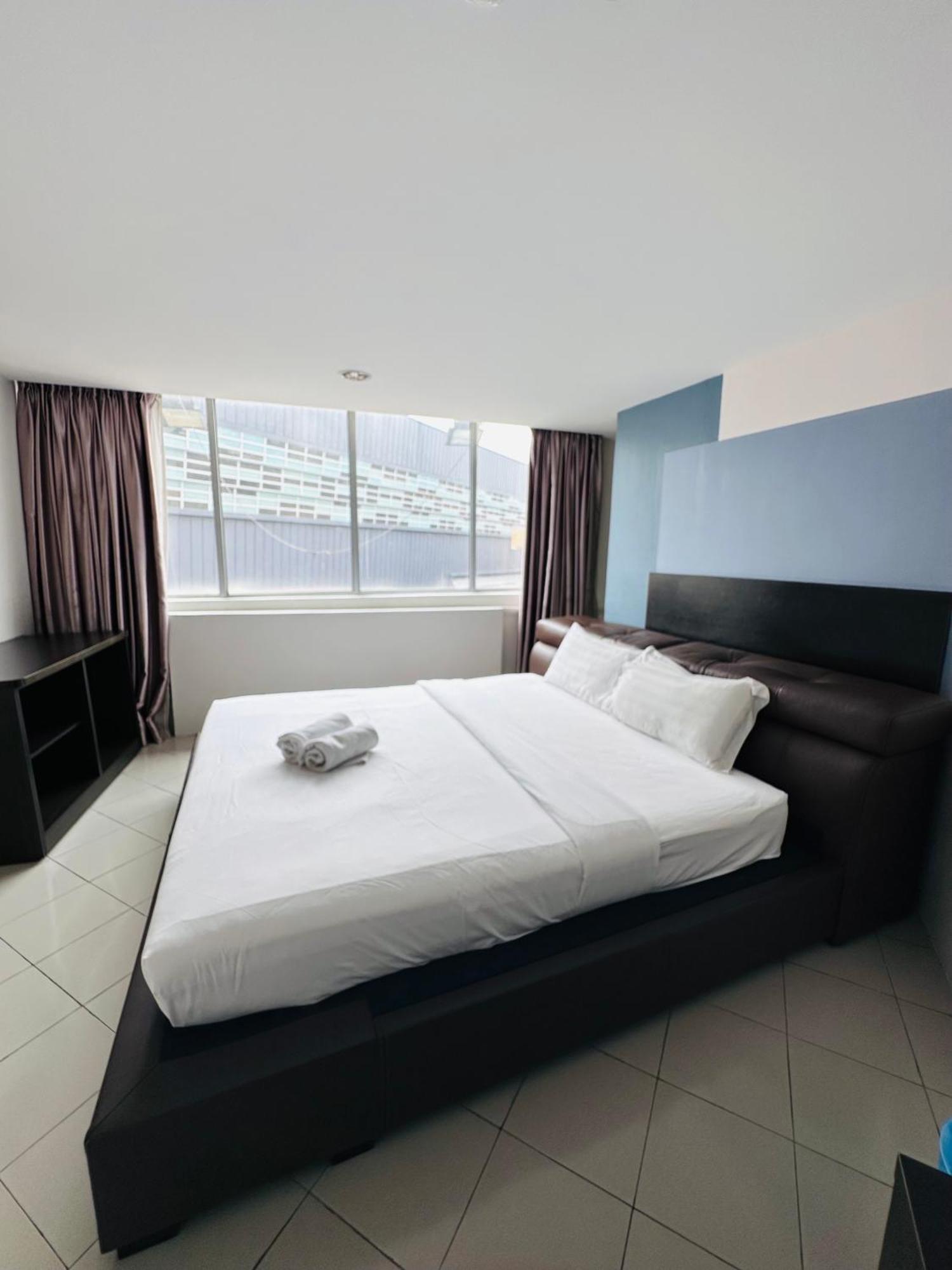 Your Hotel Klang Exterior foto