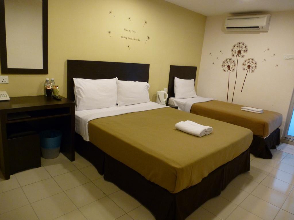 Your Hotel Klang Exterior foto